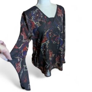 Whimsigoth Sheer flowy bell sleeves black paisley scrolls v neck tunic Top Sz M